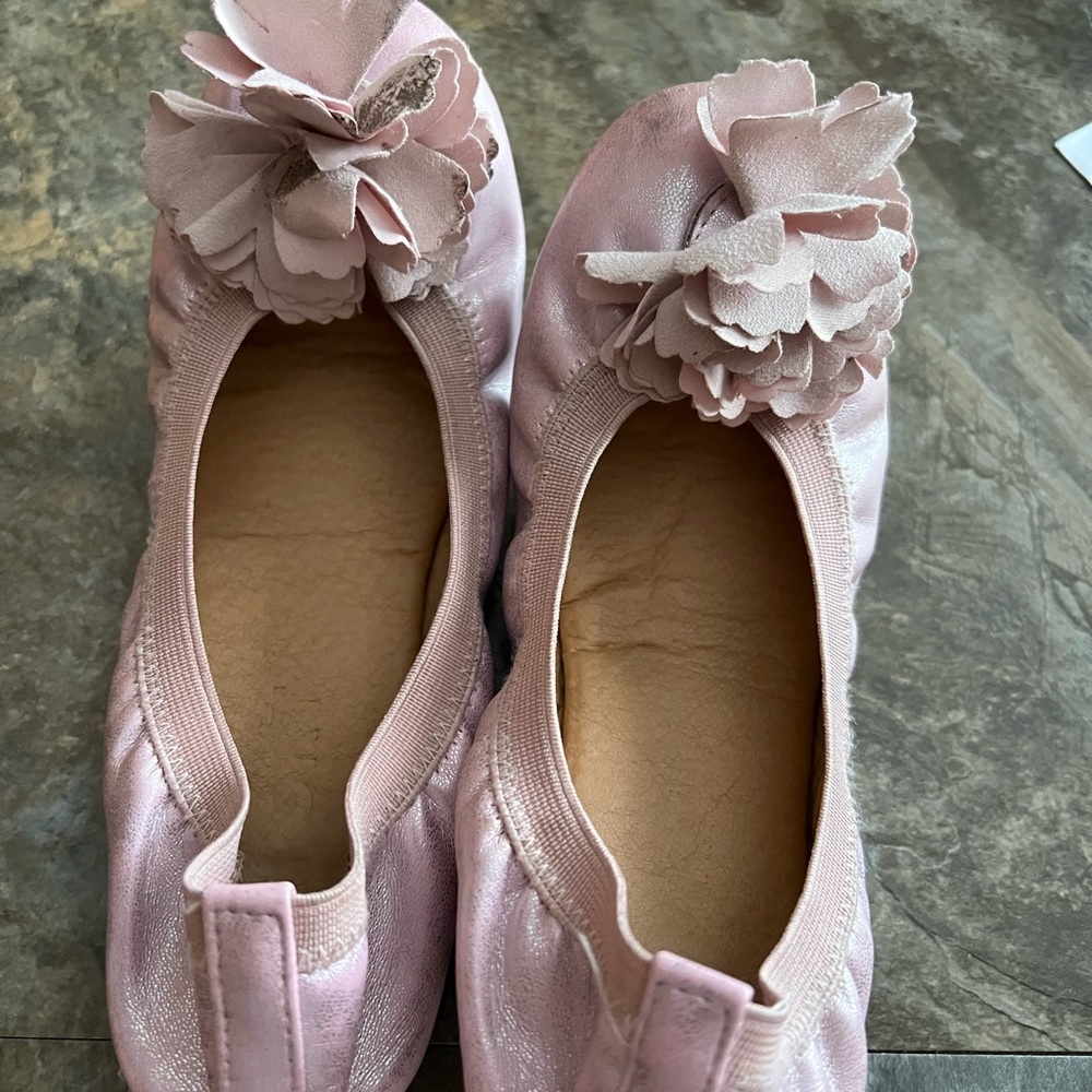 Wilkes shoes size 2